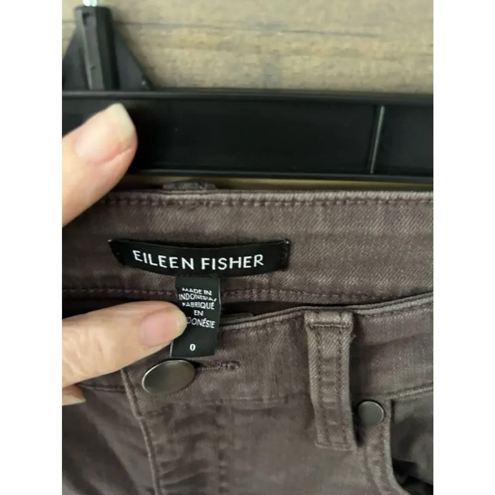 Eileen Fisher Taupe Straight-Leg Jeans Size 0. Very Good Condition